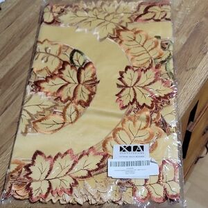 15"x70" Floral Embroidered Table Runner